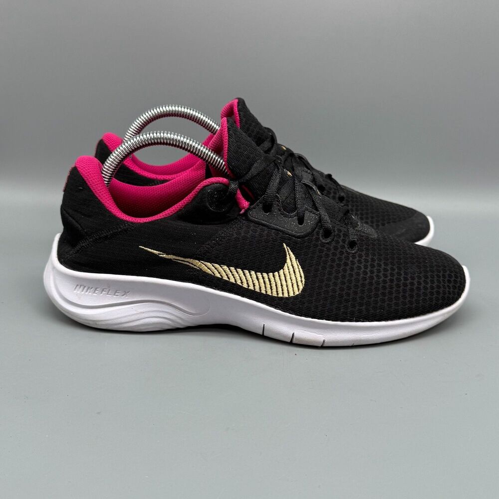 Nike Flex Experience Run 11 Womens 9.5 Black Running Sneakers Lace-Up Low Top